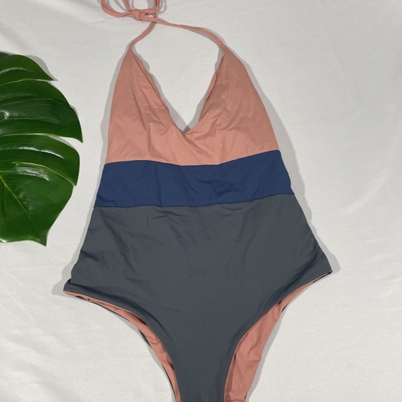 NWT Tavik [ Small ] Chase Colorblock One-Piece Swimsuit‎ Desert Rose/ Grey - Picture 5 of 12